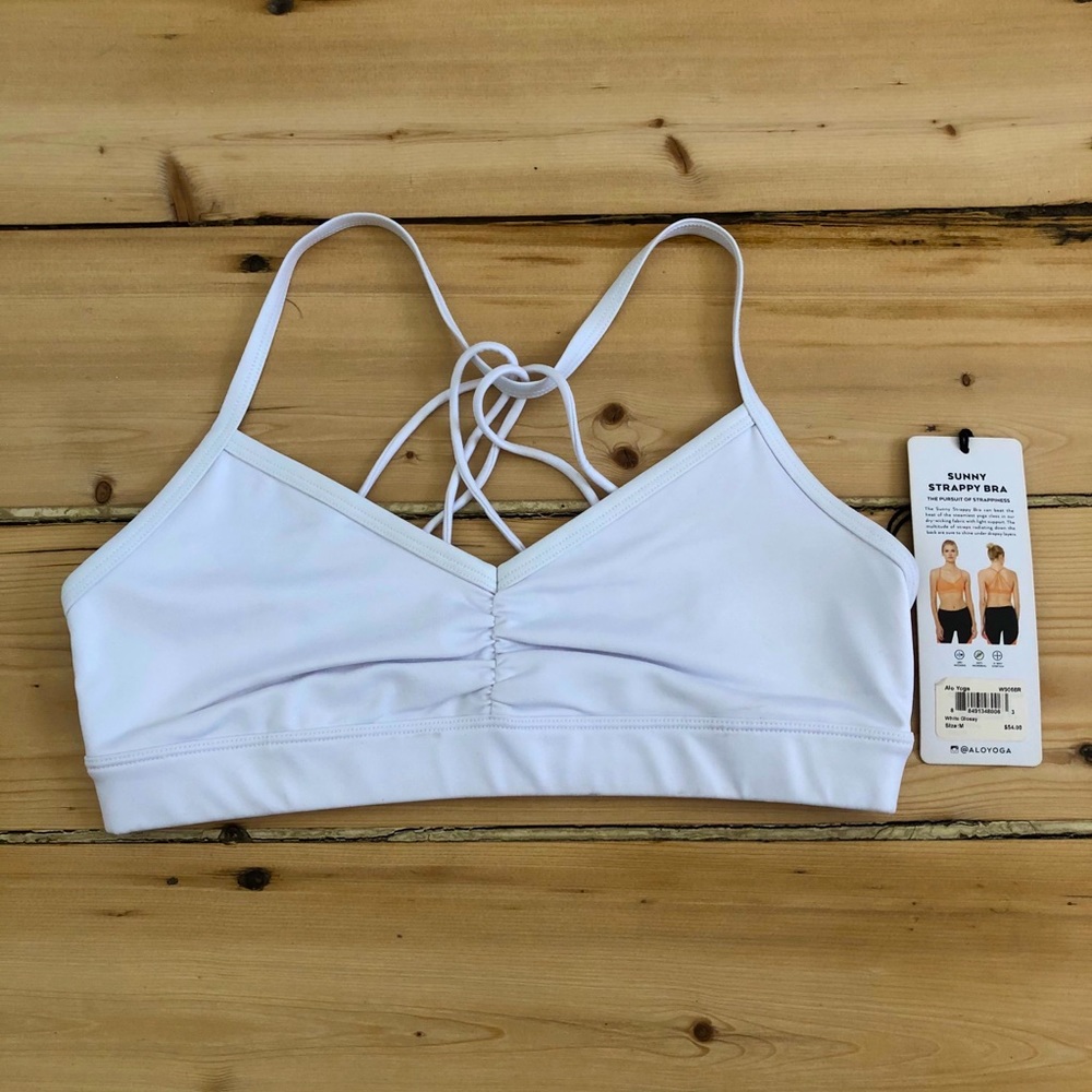NWT Alo Yoga Sunny Strappy Bra